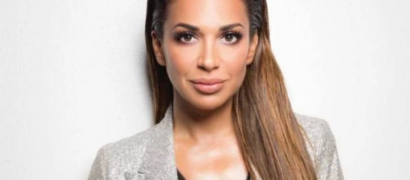 H Eλένη Χατζίδου γέννησε και ανέβασε φωτογραφία από το μαιευτήριο (φωτο)